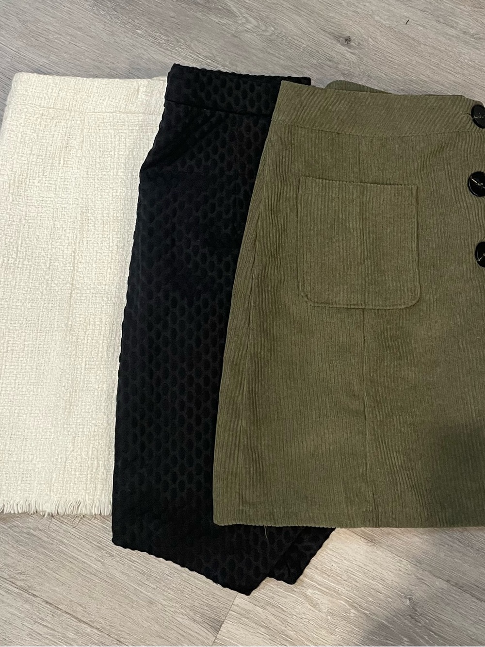 Women’s Olive Corduroy Pocket Skirt - Classic A-Line
